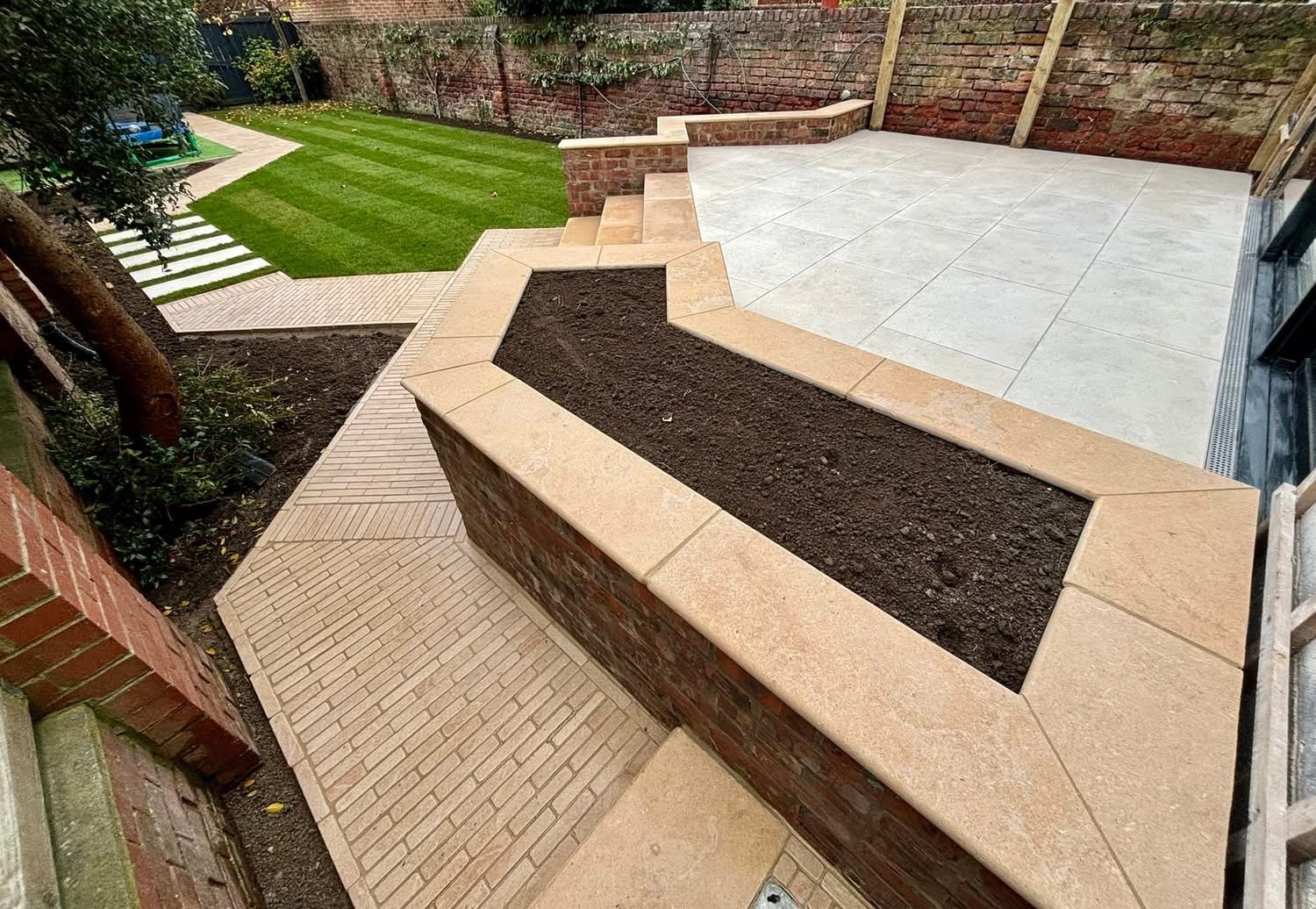 Landscaping page link